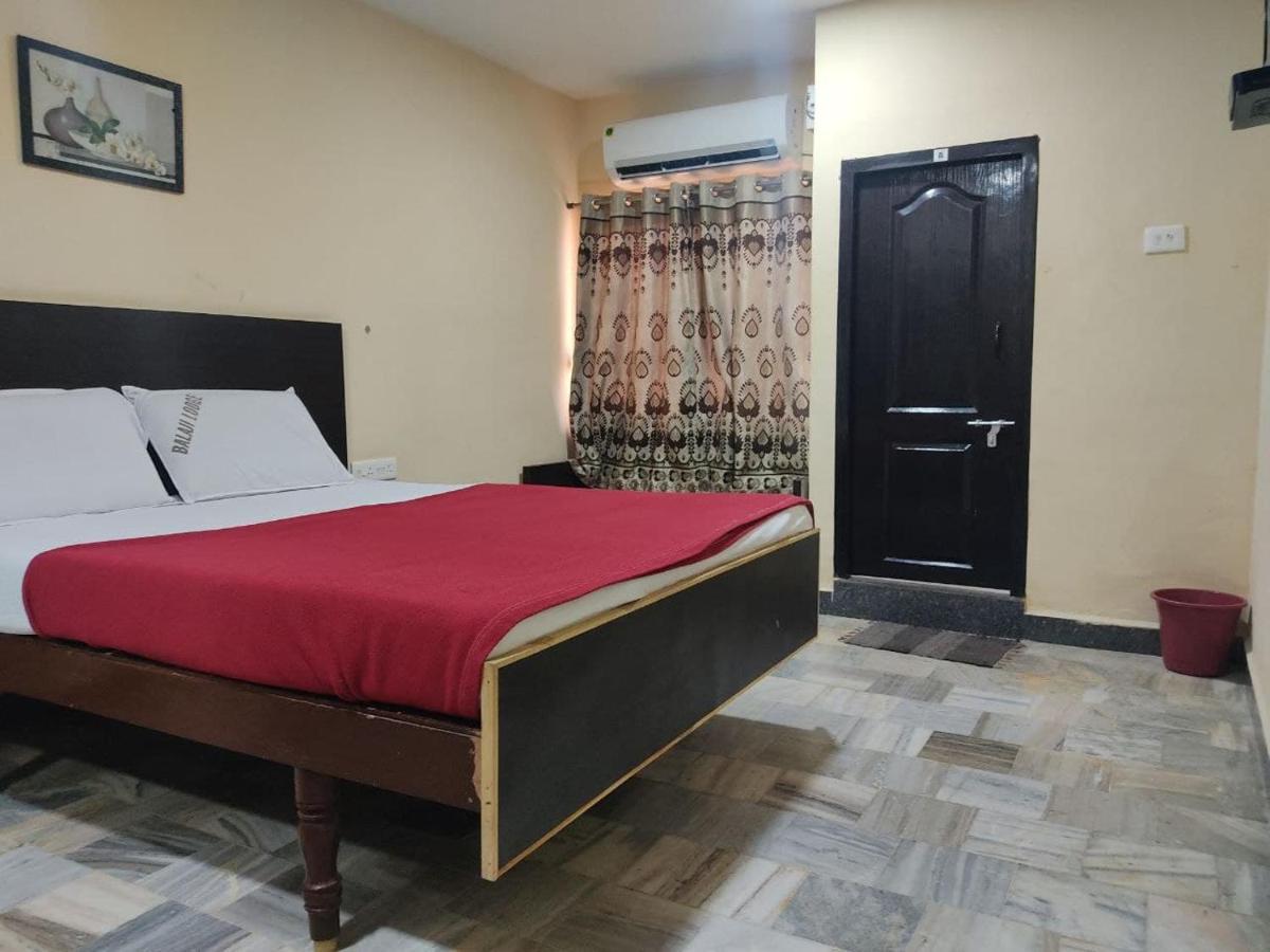 Balaji Lodge Villupuram Exterior foto