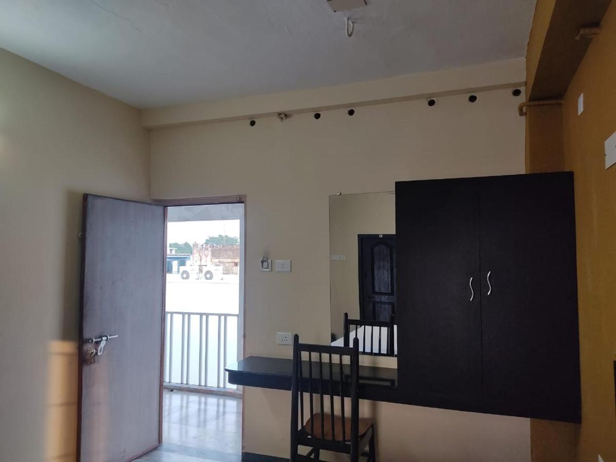 Balaji Lodge Villupuram Exterior foto